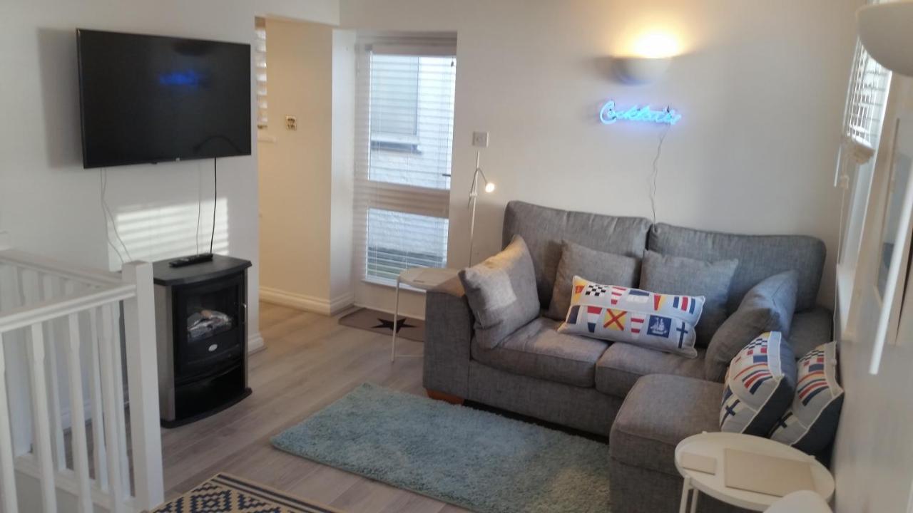 The Picture House Stylish Apartment In Fowey Kültér fotó