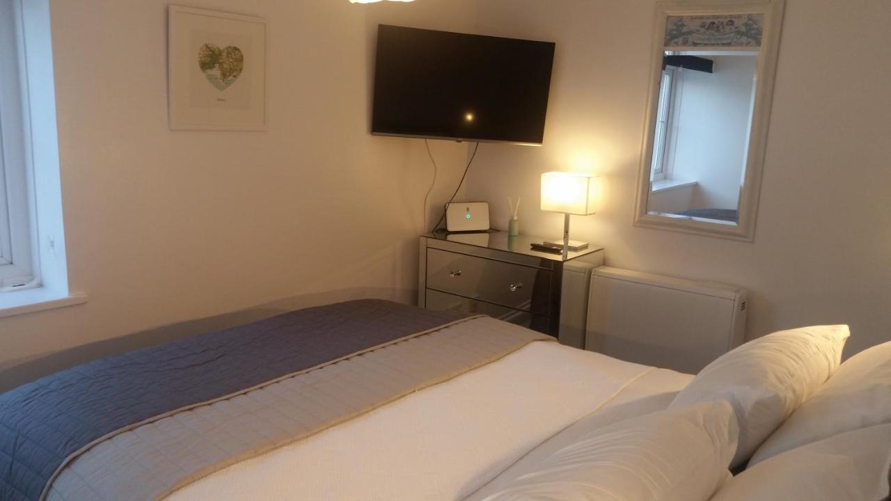 The Picture House Stylish Apartment In Fowey Kültér fotó